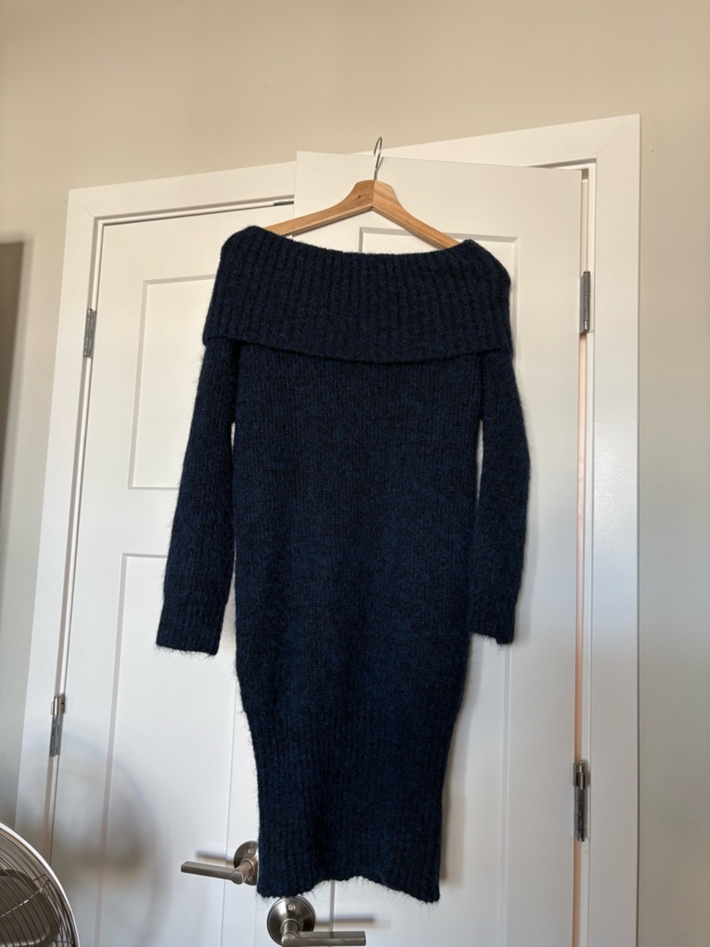 Off-Shoulder Long Sleeve Knee-Length Sweater Dress - Dark Navy